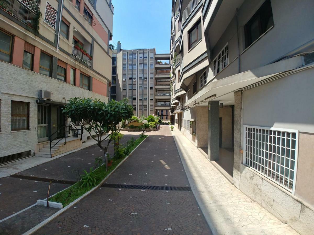 World Wide Bed San Giovanni روما المظهر الخارجي الصورة